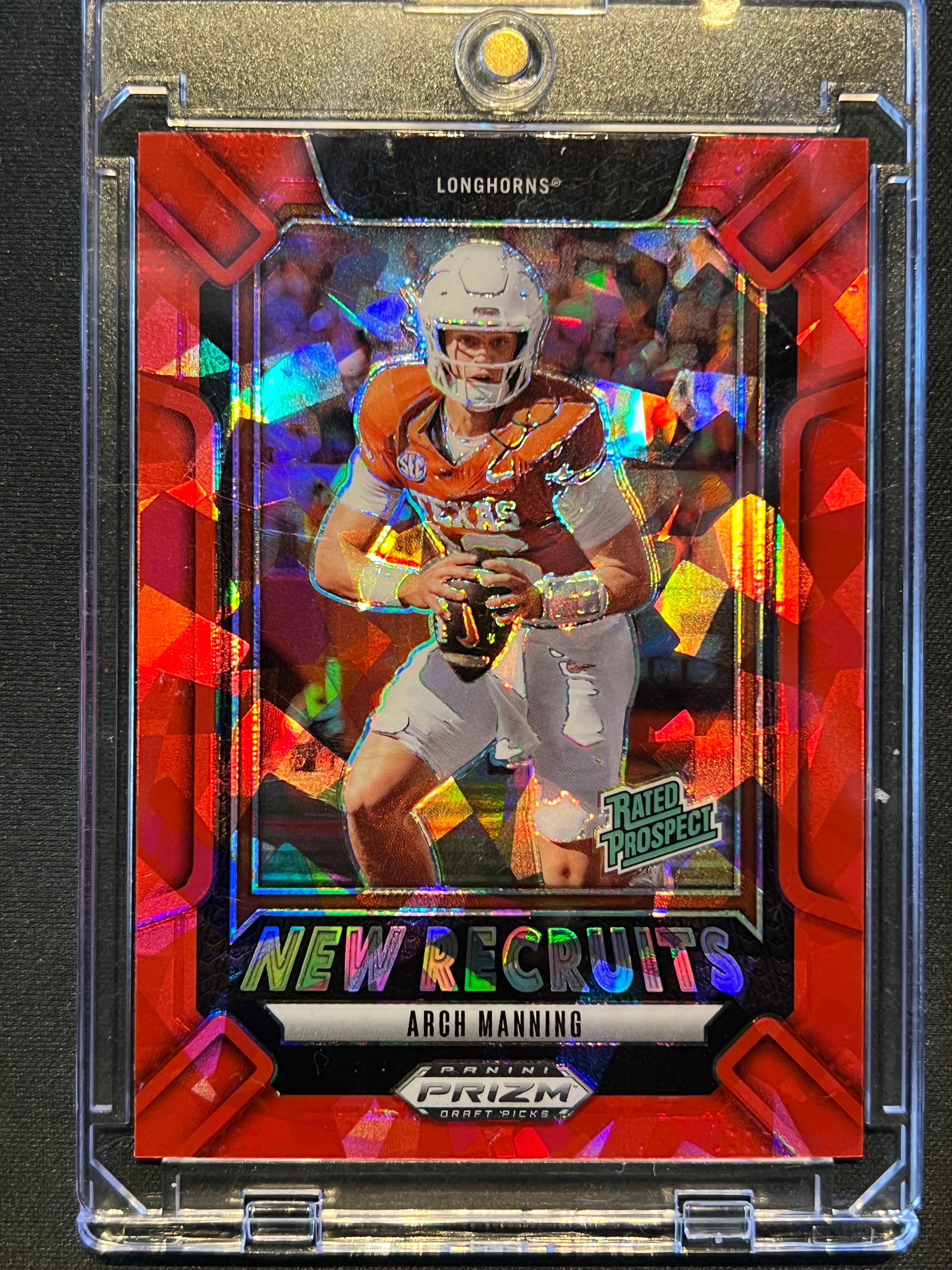 Arch Manning's Card Market Is Flat Going Into Saturday. That Is the Signal.
