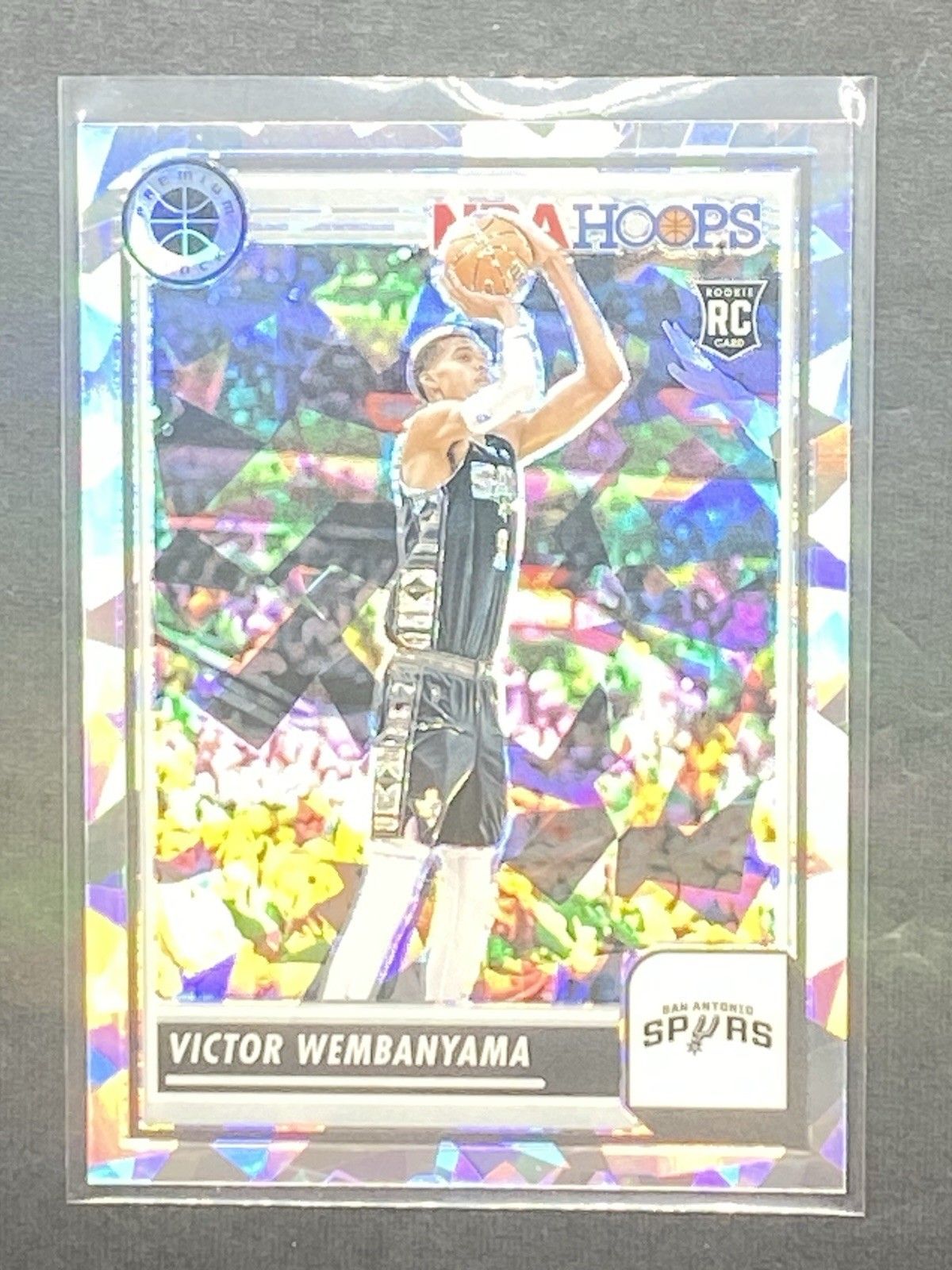 2023 Prizm Victor Wembanyama Cracked Ice #108